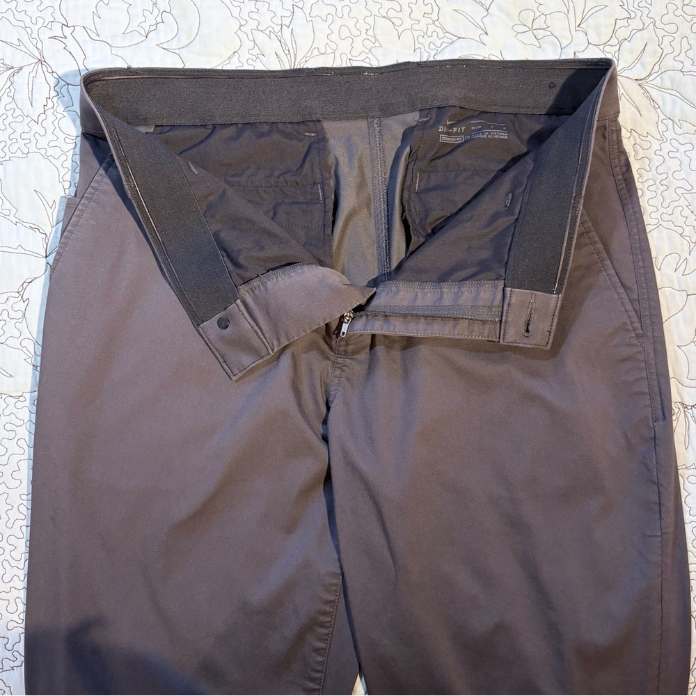 NIKE Dri- Fit Flat Front Classic Pants in Gray Mens Size 34x30💚 - Picture 5 of 13